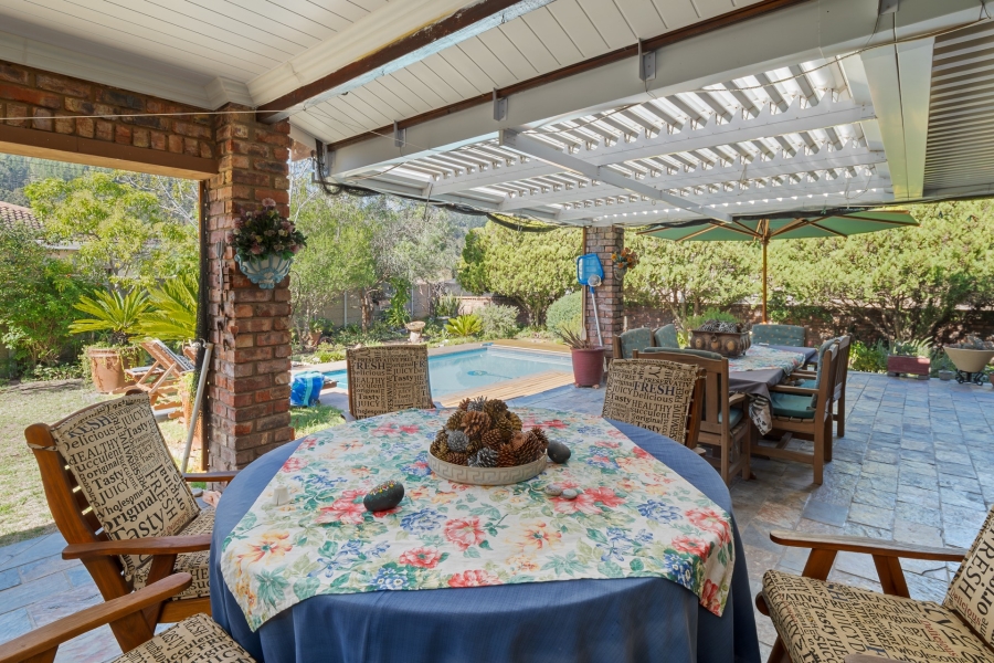 4 Bedroom Property for Sale in Groenvallei Western Cape